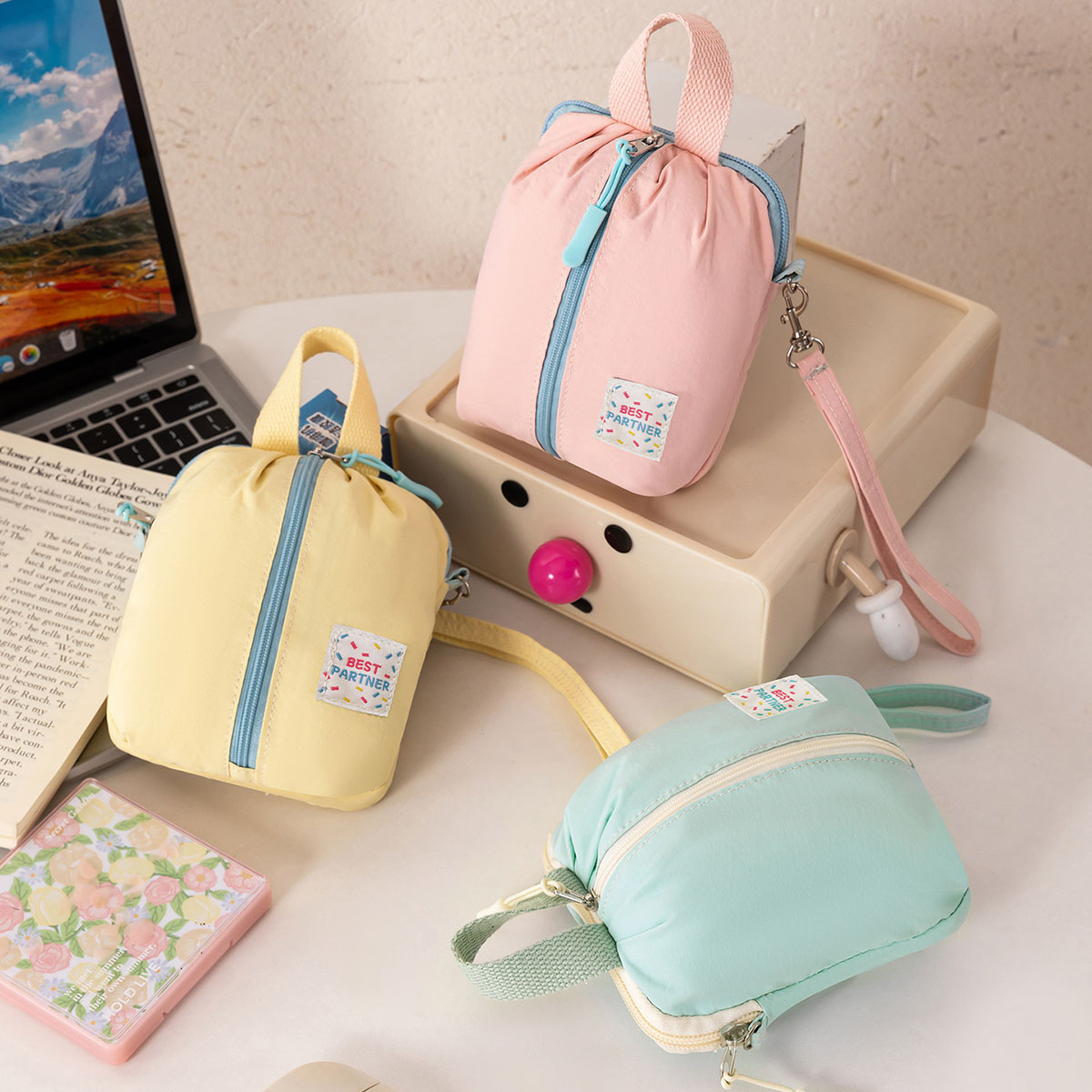 Tas Penyimpanan Kaus Kaki dan  - Cosmetic Bags ulasan dan harga